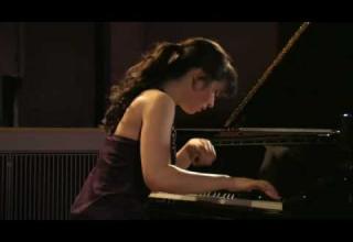 Embedded thumbnail for Liszt - La Campanella — Alice Sara Ott 